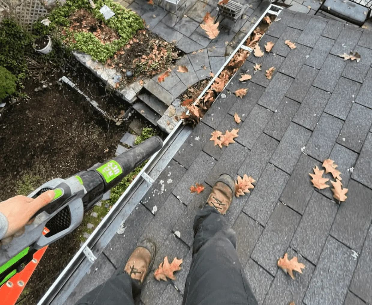 Gutter Cleaning service in Parma, OH